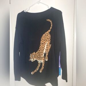 LONG SLEEVED BLACK SWEATER